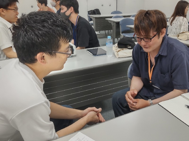 TRIPART_0001_BURST20220710151421251_COVER_copy_800x600_1